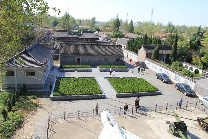 龍崗村